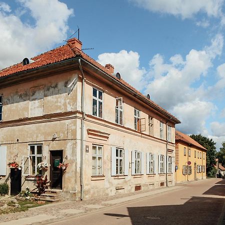 K&L Old Town Kuldiga Apartment Bagian luar foto